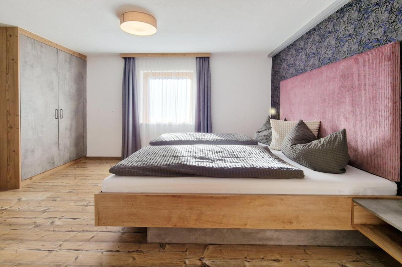 Apartamento de 2 dormitorios con ducha 