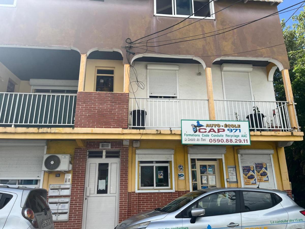 Centre Ste Anne plage & commerces à 200m - B&B Sainte-Anne