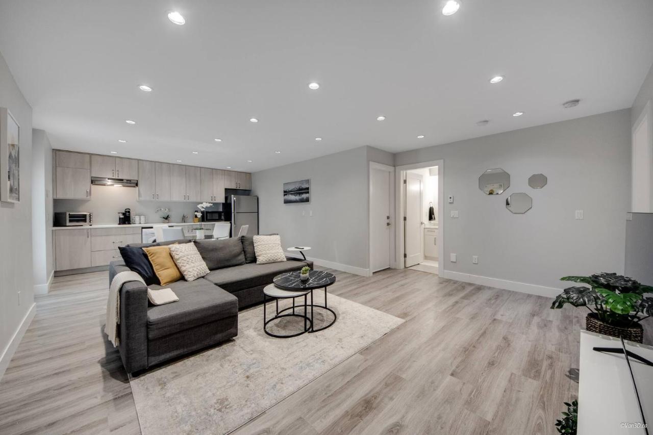 Spacious 1BR Suite Near Capilano Bridge & Trails - B&B North Vancouver