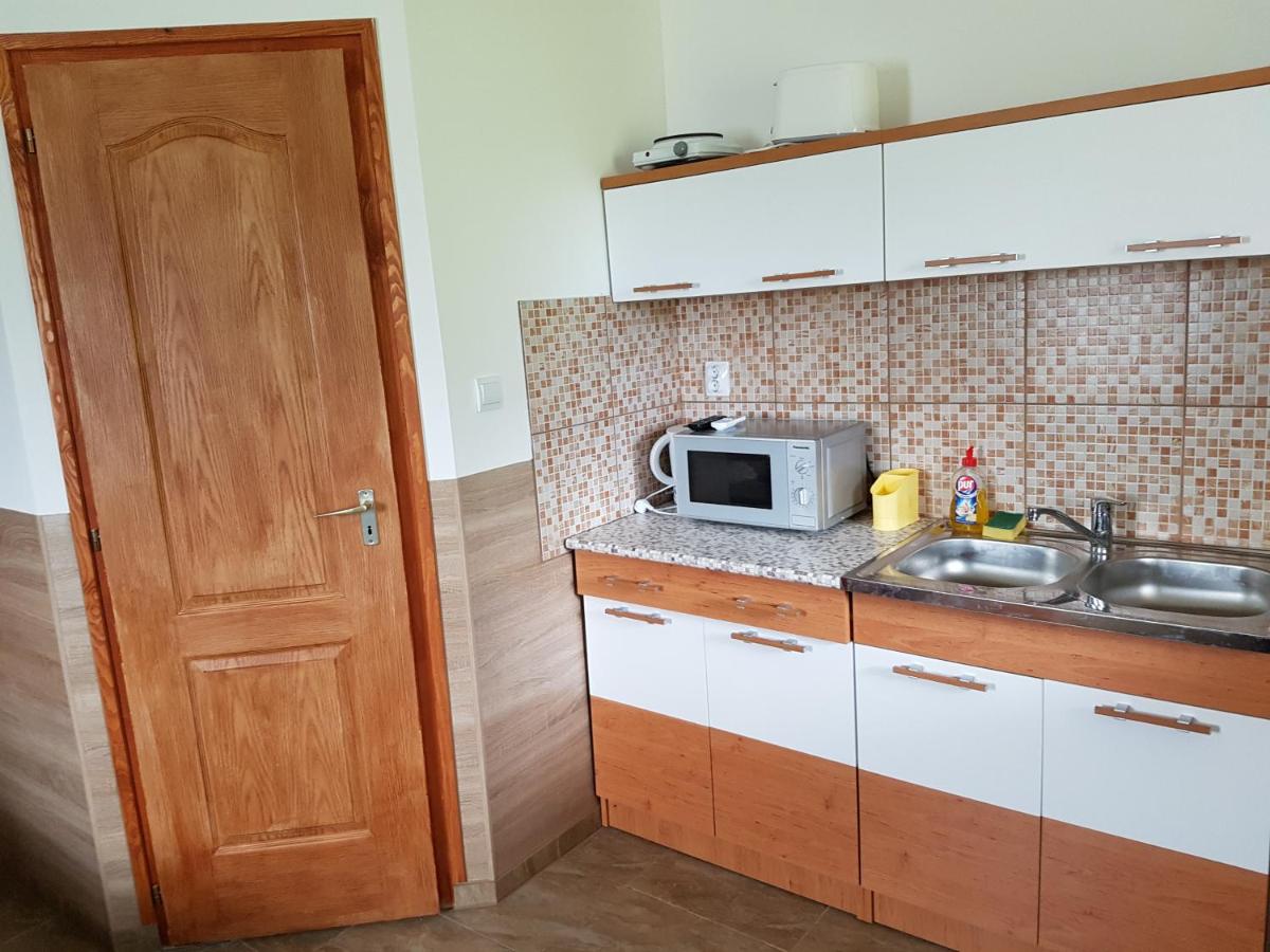 Horváth Apartmanok - B&B
