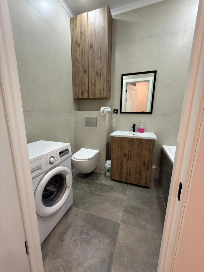 Нурлы -жол вогзал - B&B Astana