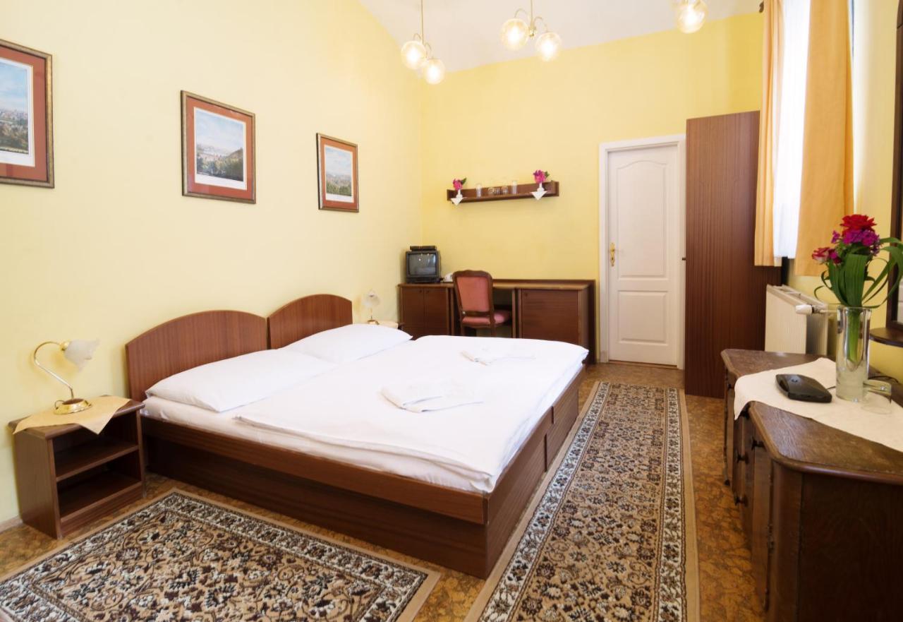 Double or Twin Room - Ground Floor