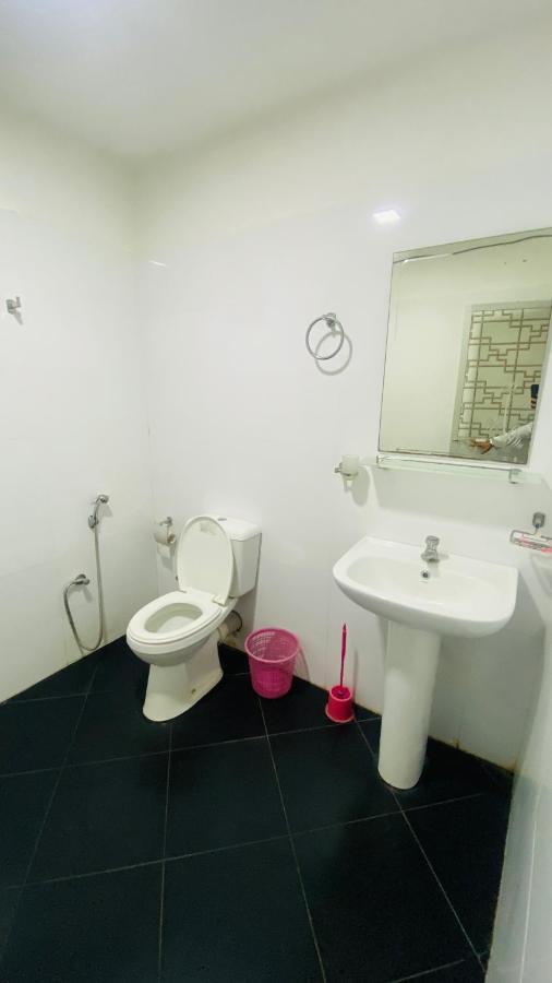 Single Room with Private External Bathroom