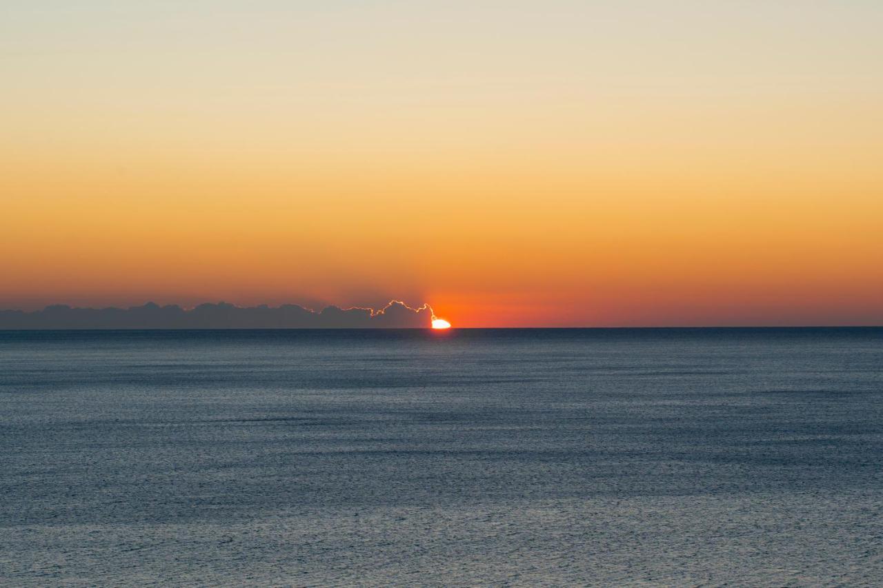 A peaceful holiday with a unique view - B&B Antalya