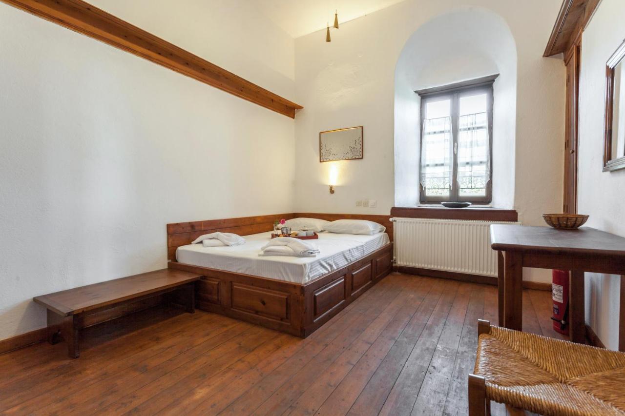 Tweepersoonskamer met Uitzicht op de Bergen