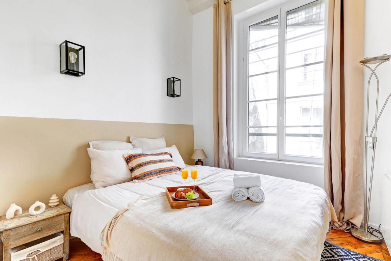 Palais Royal & Louvre - 1BR - Paris Vacation Rentals - Bed and Breakfast Parijs