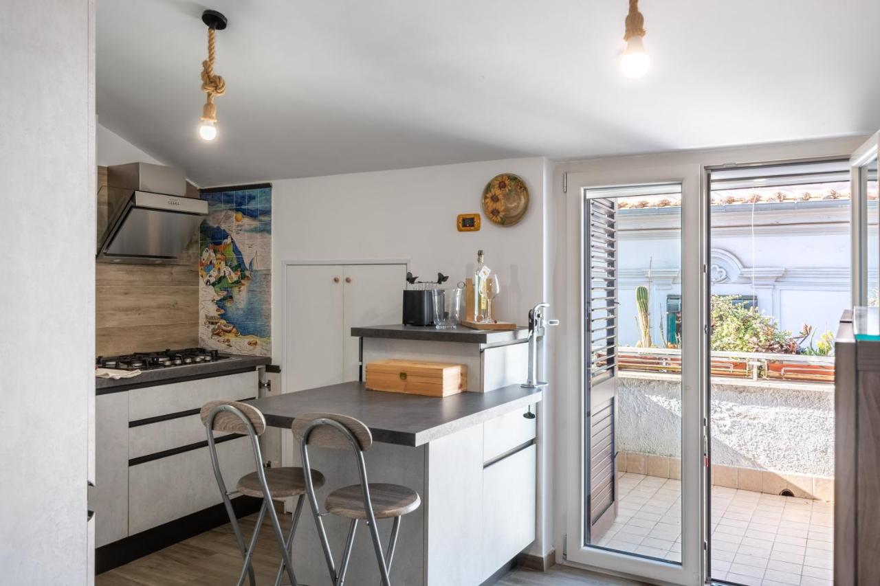 La Casa di Greta - Bright two-room apartment in the center of Vietri - Chambres d'hôtes Vietri sul Mare