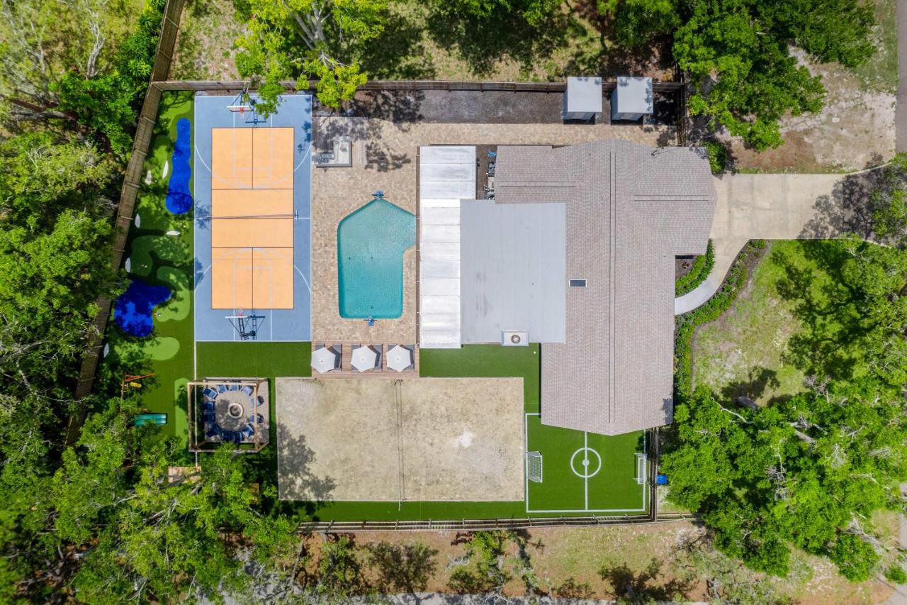 5-Bedroom Family Resort - Pool - Pickleball - Mini Golf - Volleyball - Chambres d'hôtes Seminole