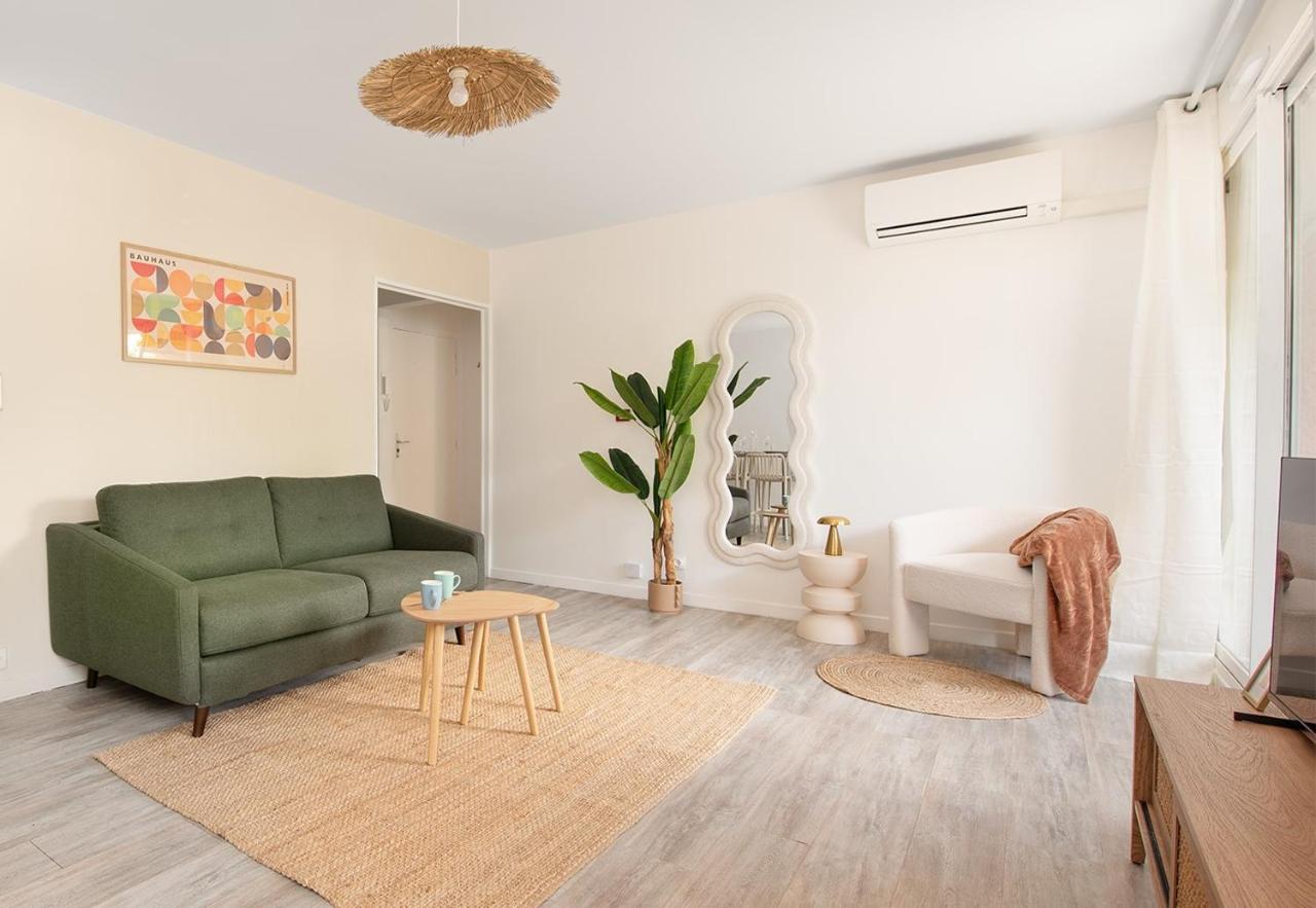 T2 - 1à 4p - Blagnac Aéroport & AIRBUS - Parking privé - Climatisation - B&B Blagnac