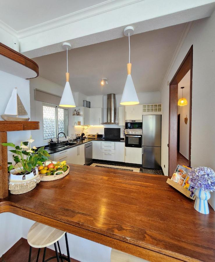 Villa Ocean Wave Calheta - Heated Pool & Stunning Ocean View - B&B Calheta