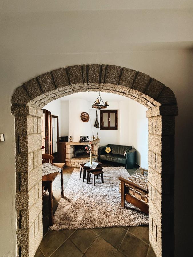 Pinelopi Apartments - B&B Arachova