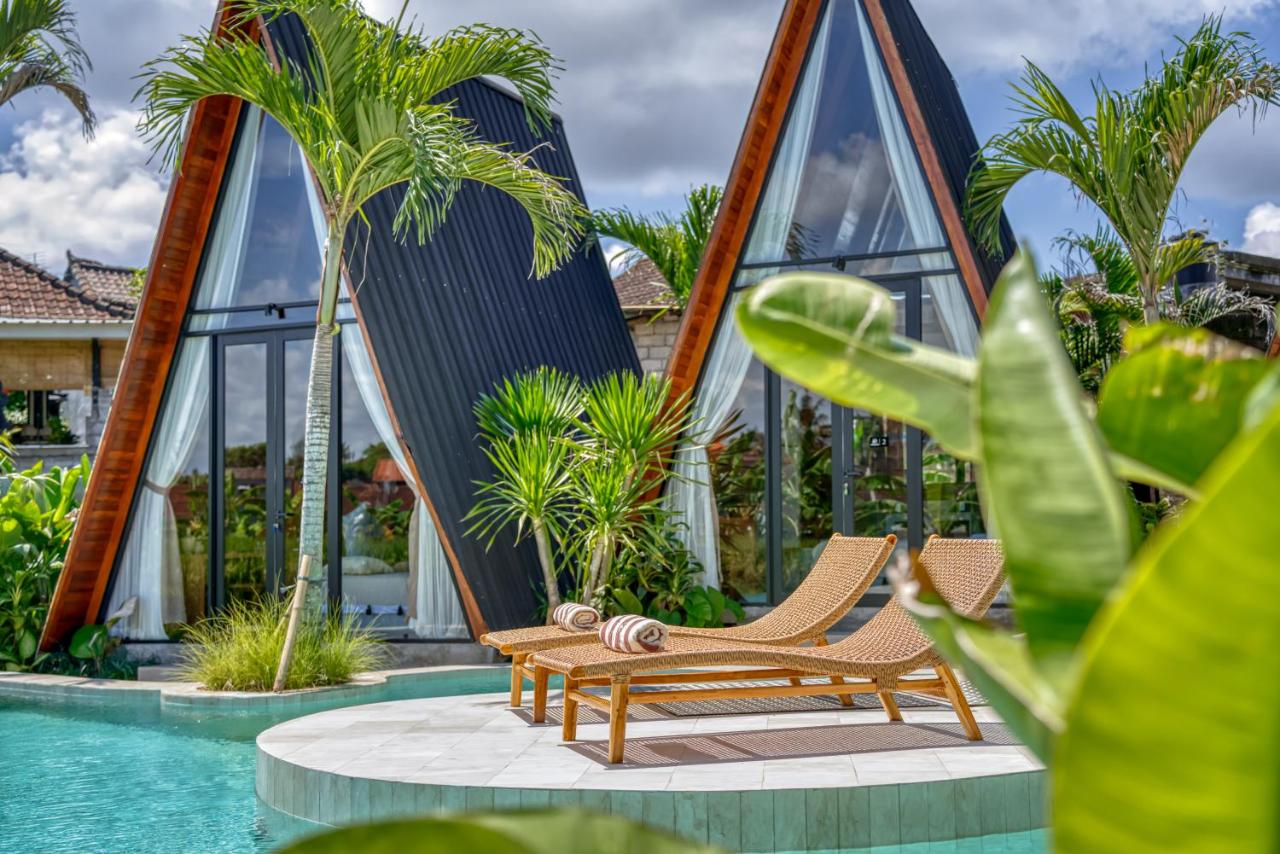 Elmon Ricefield Hotel - B&B Tambakboyo