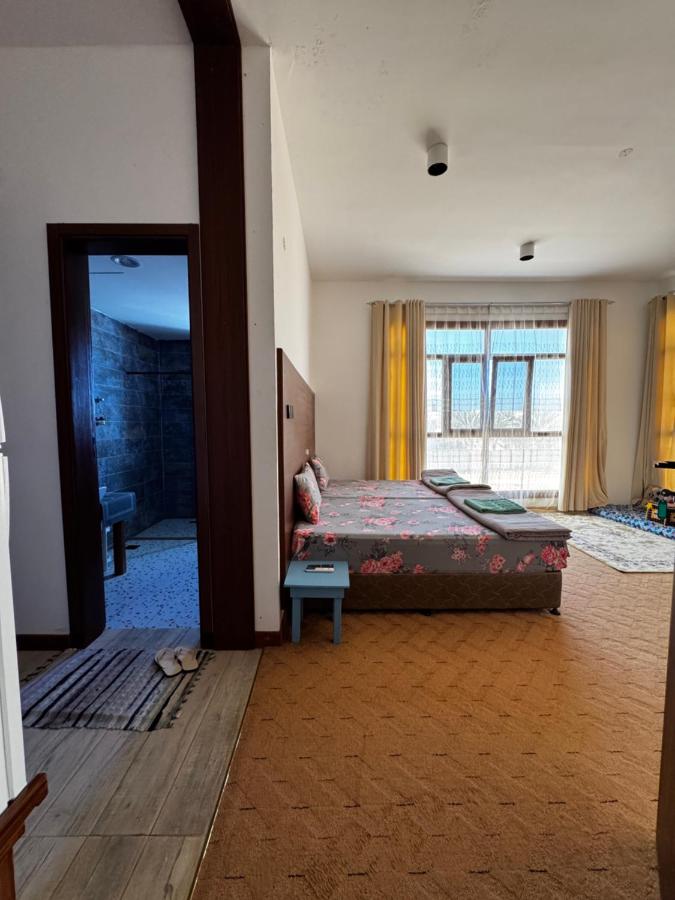 Camera Matrimoniale/Doppia con Letti Singoli