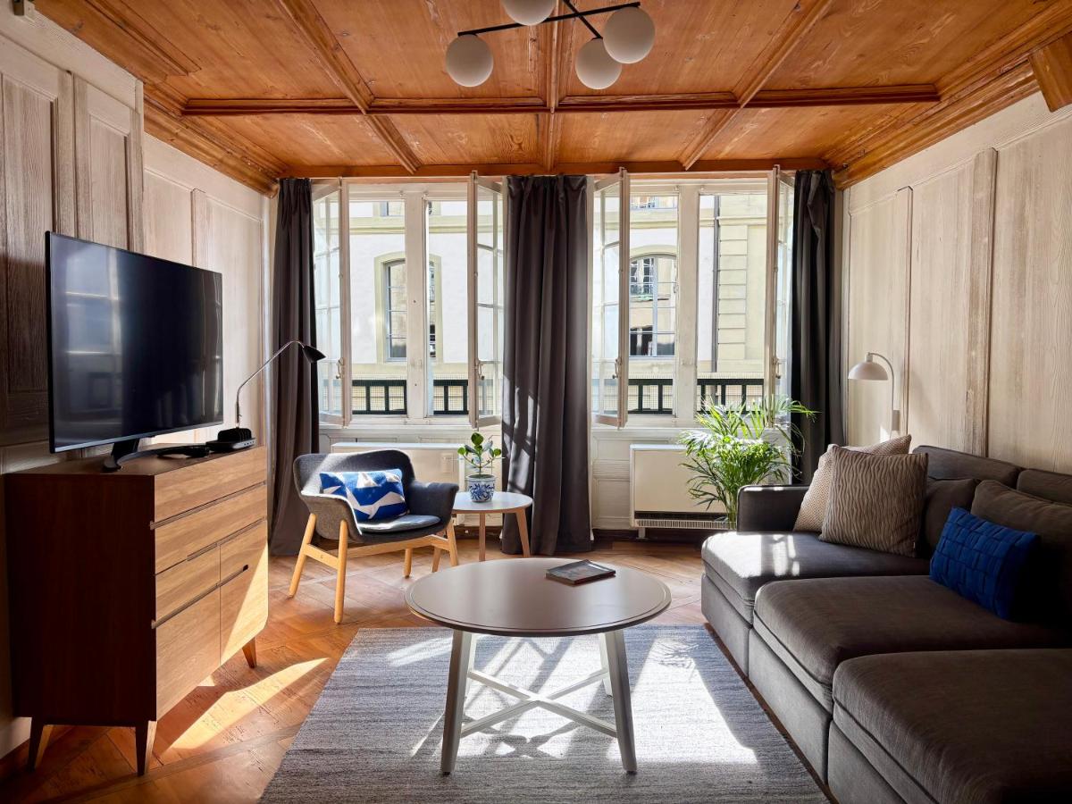 Steps To Bern's Best Historic Sites! - B&B Berna