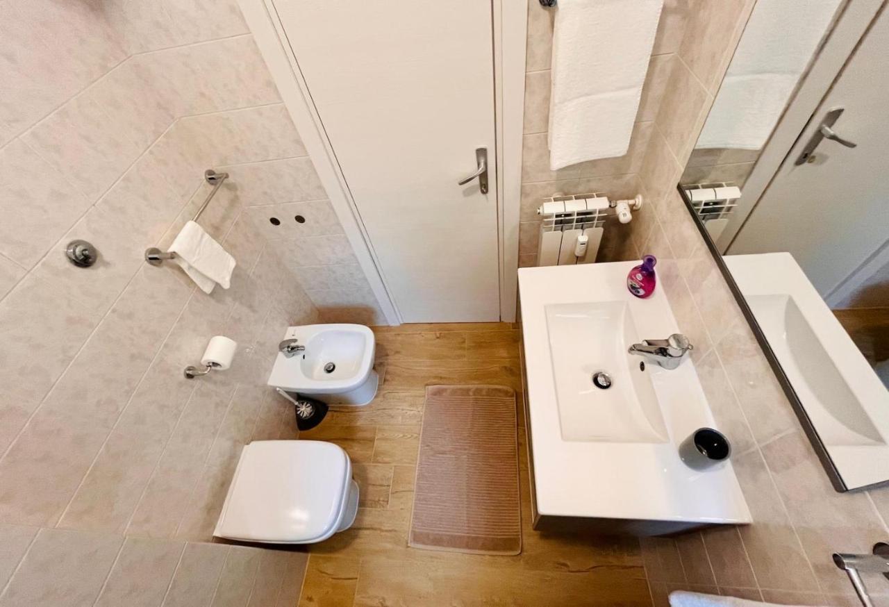 Two-Bedroom Deluxe Apartment with Garden View