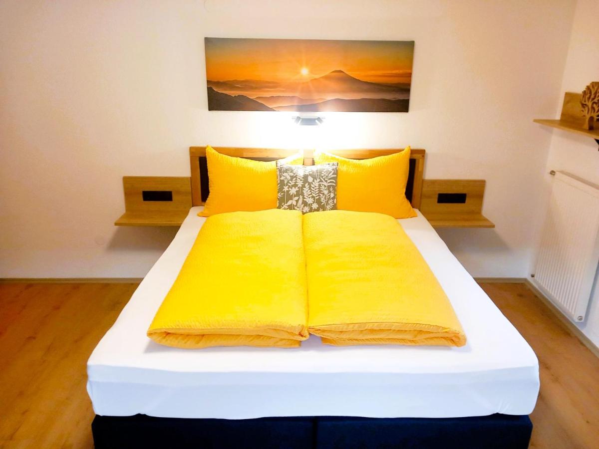 Apartamento de 2 dormitorios con vistas a la montaña