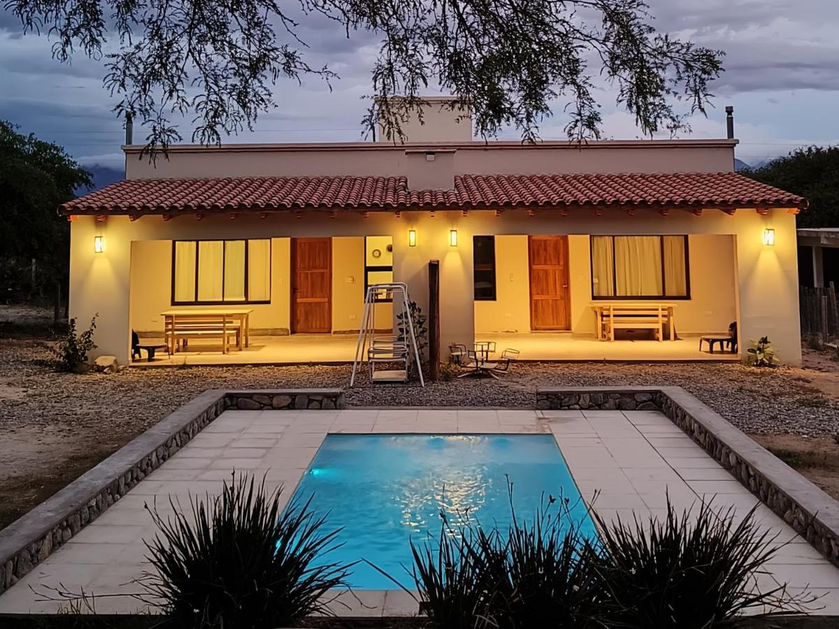 Algarrobo 1 y 2 - Bed and Breakfast Cafayate