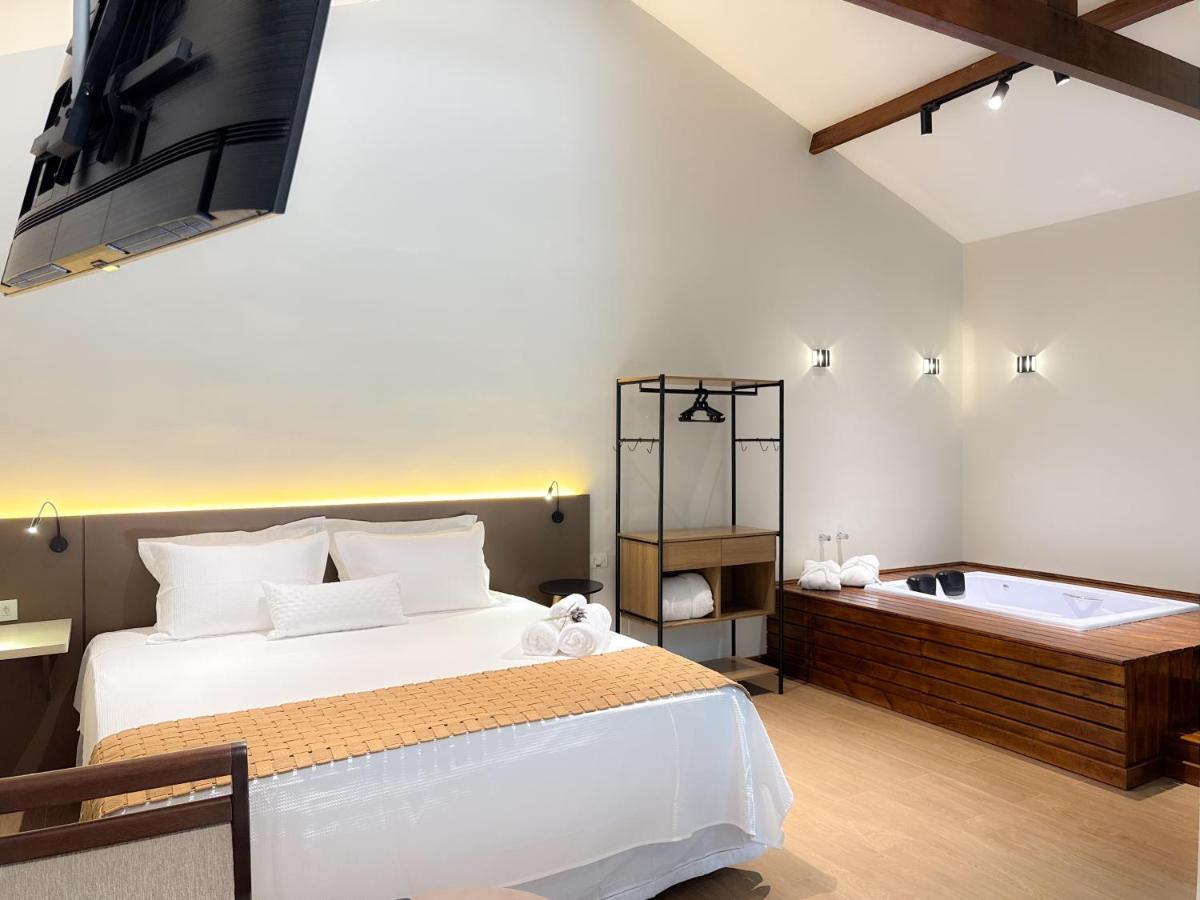 Camera Matrimoniale con Vasca Idromassaggio