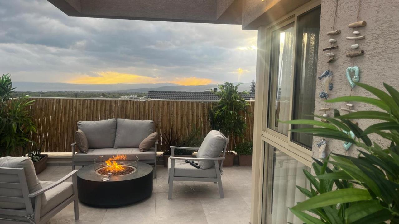 סקנד פלור סוויטה מודרנית מפנקת ברמת הגולן - B&B Qaşrīn