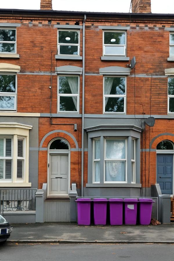 Sidemersey Livings - Botanical Hidden Gems, Magical Gardens - B&B Liverpool