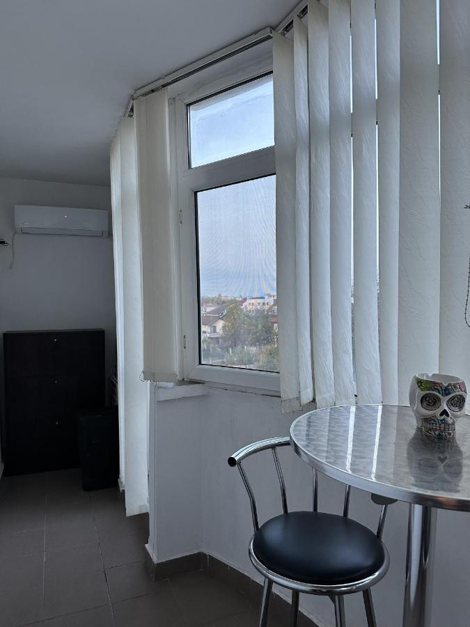 RD Central Apartment - B&B Craiova