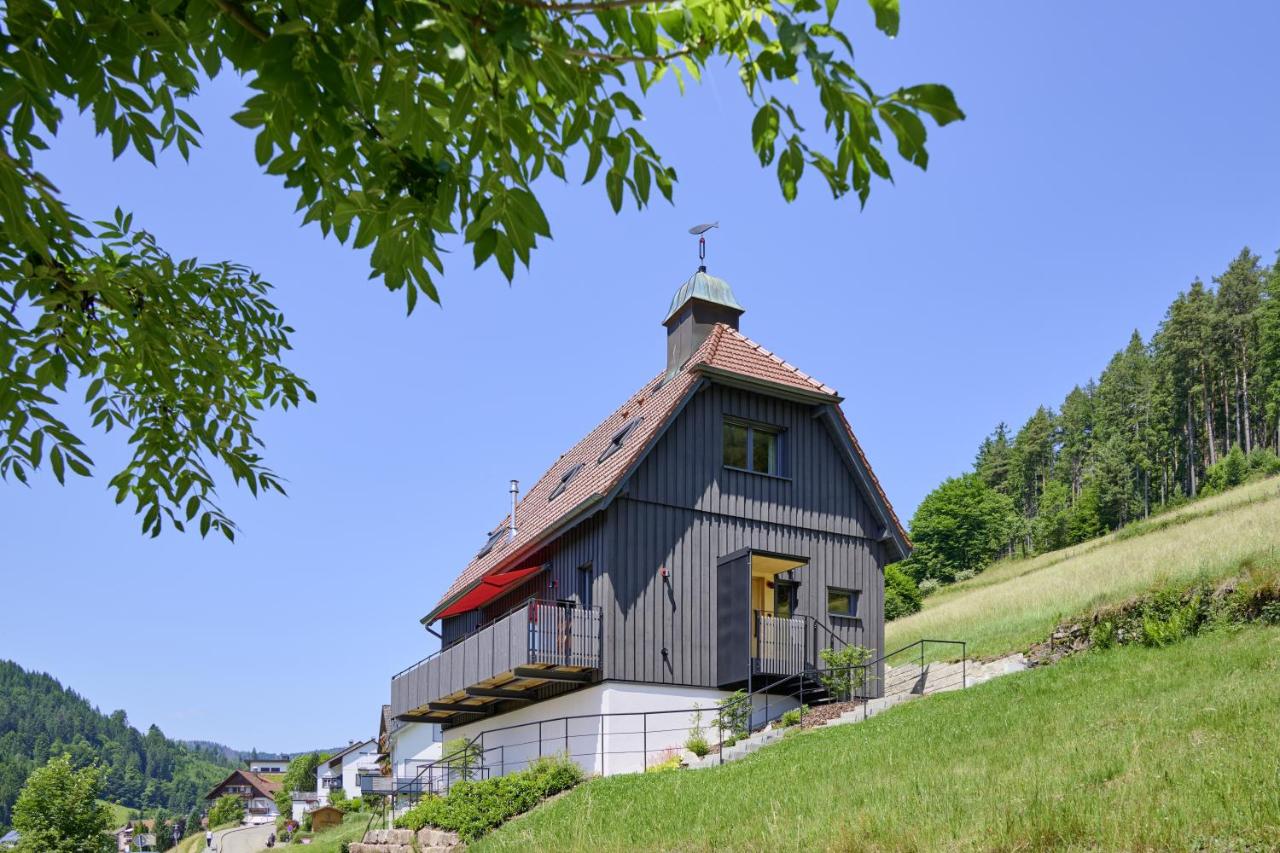 Bergforelle - Bilderbuchausblicke, Sauna und Genussmomente in einer ehemaligen Kapelle - B&B Baiersbronn