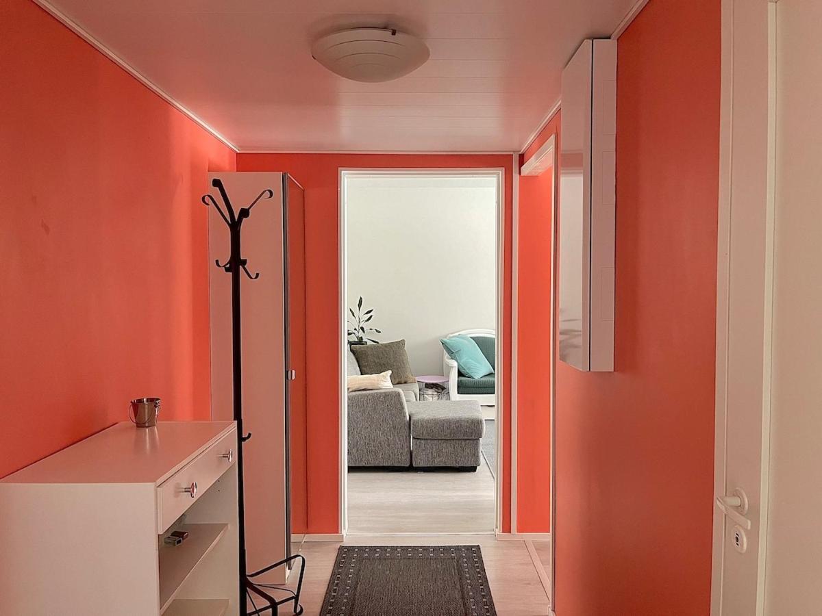 Next to a ski trail & free parking - Ferienwohnung Jyväskylä