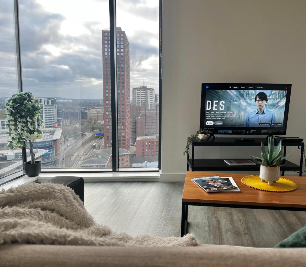 View of Stylish 18th-Floor City Penthouse - 4-Min Walk to Central Library - Gym ...