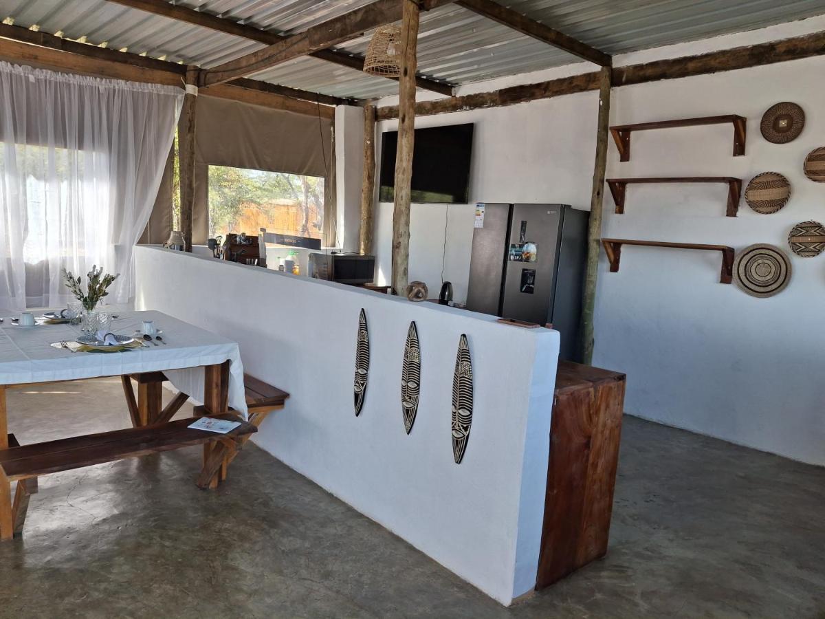 KwaZambezi Glamping Site - B&B Livingstone