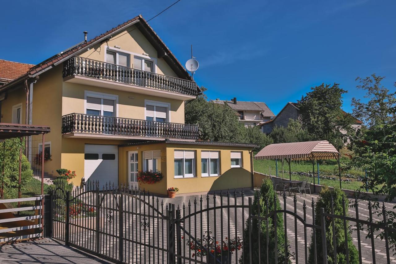 Apartments Miše - B&B Ogulin
