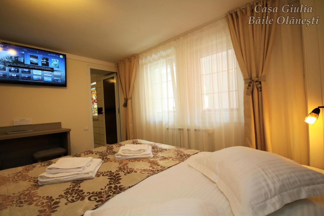 Double or Twin Room with Private Bathroom