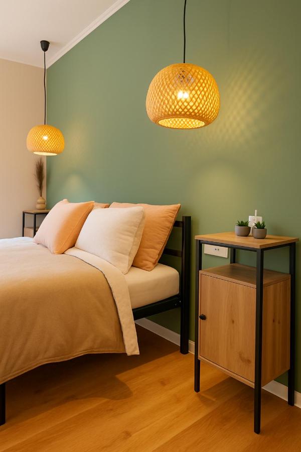 ZiAna - Hiperbara Livezeni - B&B Livezeni