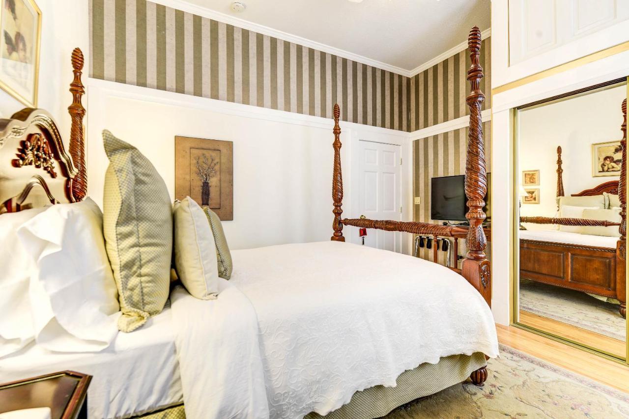 Chambre Lit Queen-Size avec Baignoire Spa
