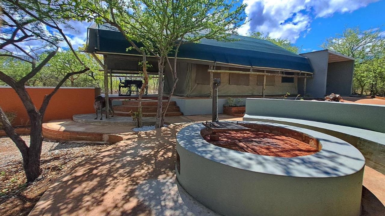 Zuri Camp - Tent Kiama - B&B Tsumeb