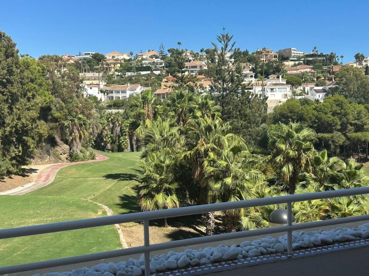 Palmeras Del Golf - Bed and Breakfast Torrequebrada