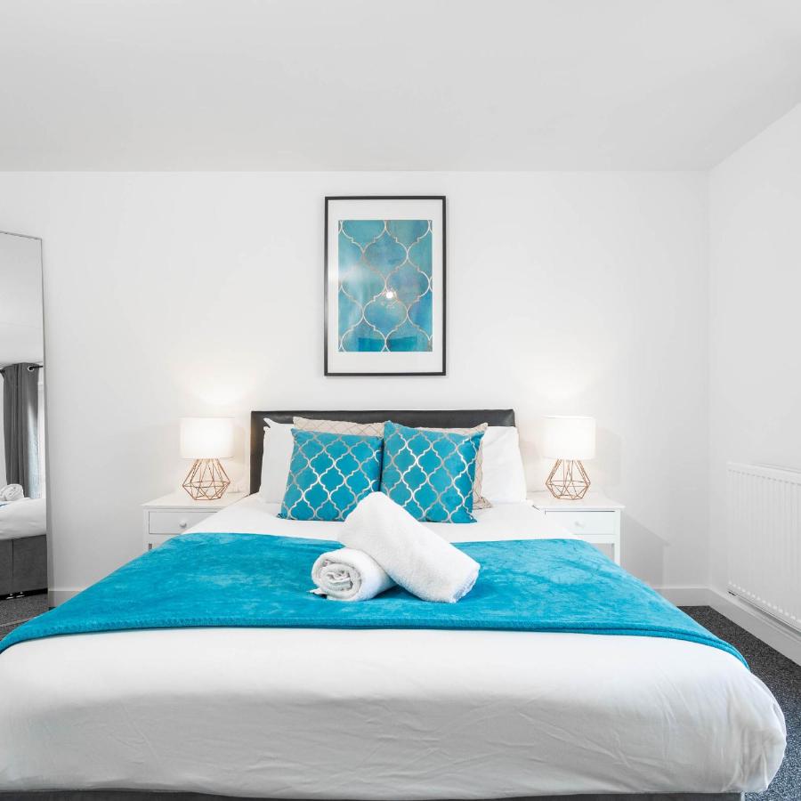 Stylish One Bed Apartment - Selly Oak - Fast Wi -Fi - Netflix - Parking 20CC - Bed and Breakfast Birmingham