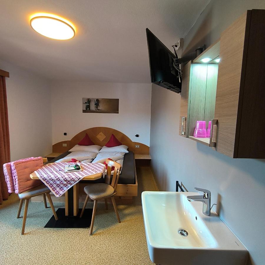 Double Room (1 Adult + 1 Child)