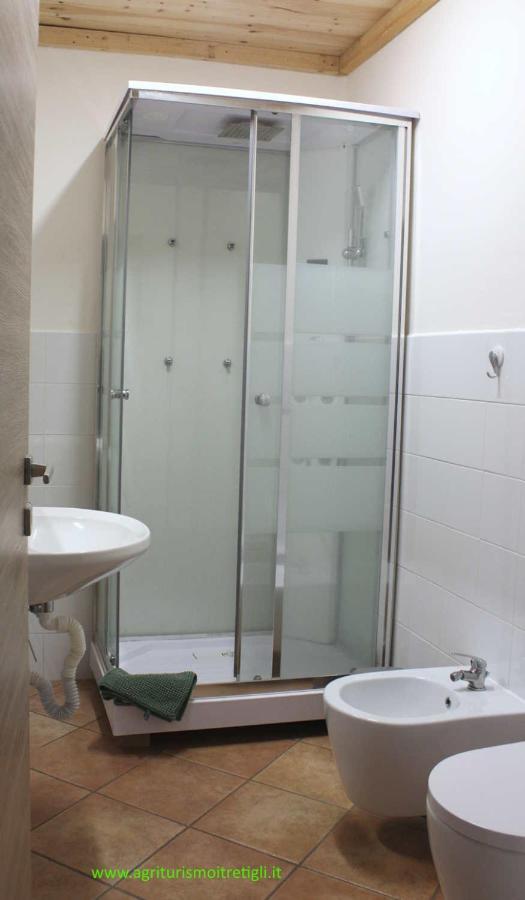 Tweepersoonskamer met 2 Aparte Bedden