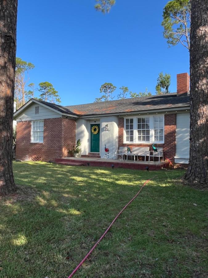Charming 3BR Minutes to Moody AFB, Downtown & VSU - B&B Valdosta