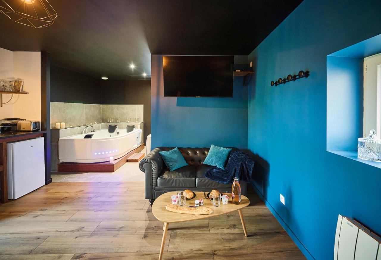 L'Escapade Balnéo, proche Gare, Centre ville, Circuit des 24H - Bed and Breakfast Le Mans