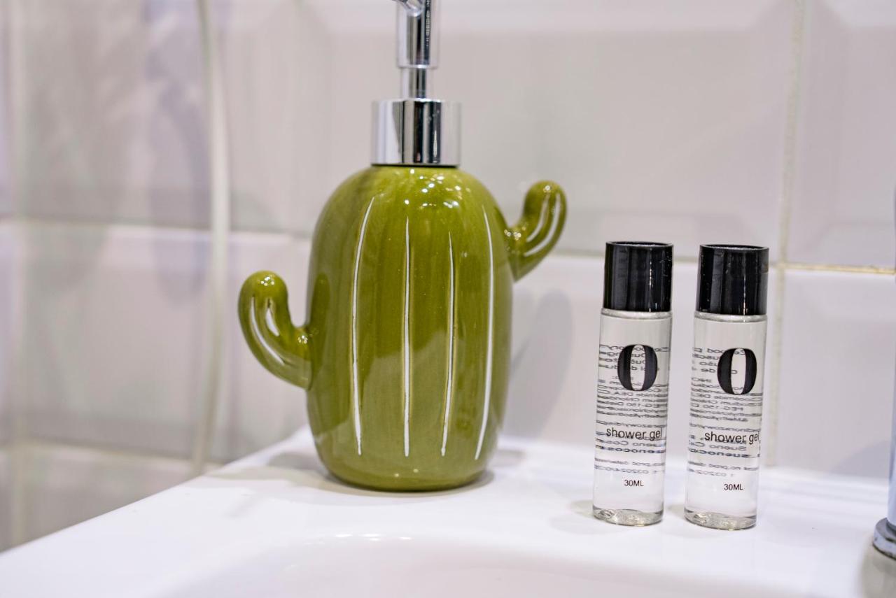 Deluxe Double Room with Shower