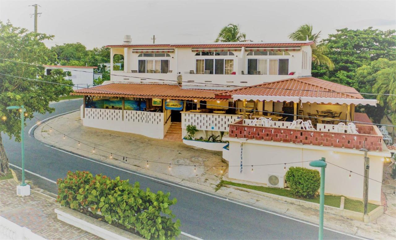 Trade Winds Restaurant & Guest House - B&B Vieques