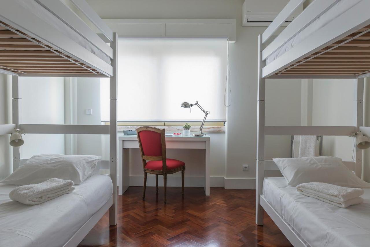 Vierpersoonskamer met Gedeelde Badkamer