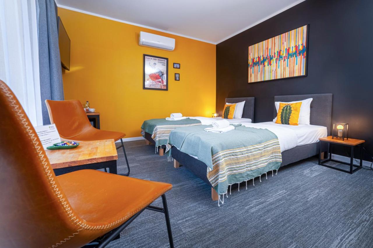 Deluxe Double Room with Shower