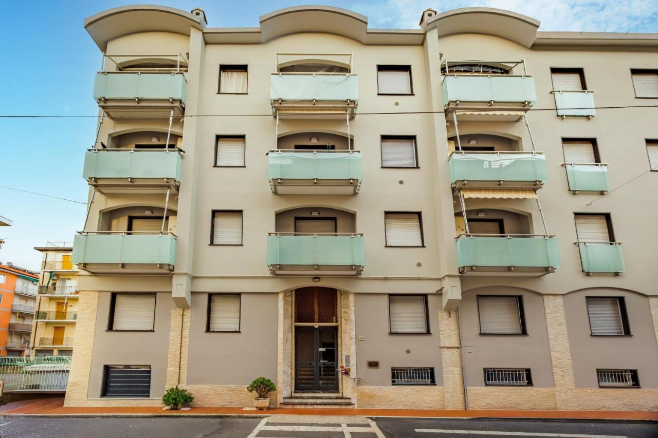 Blue Sky House - B&B Ceriale