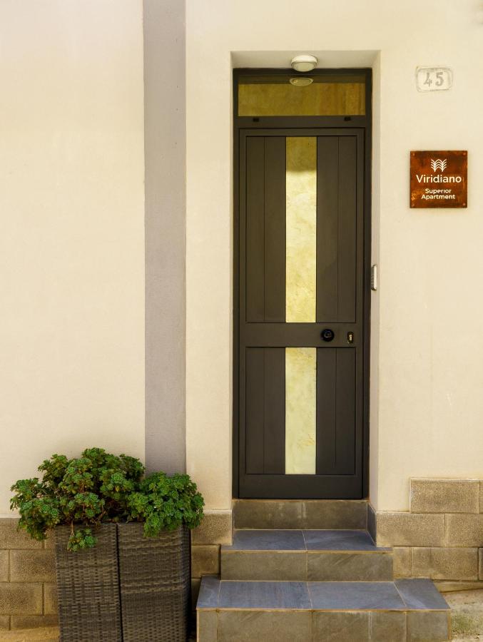 Superior Appartement met Balkon