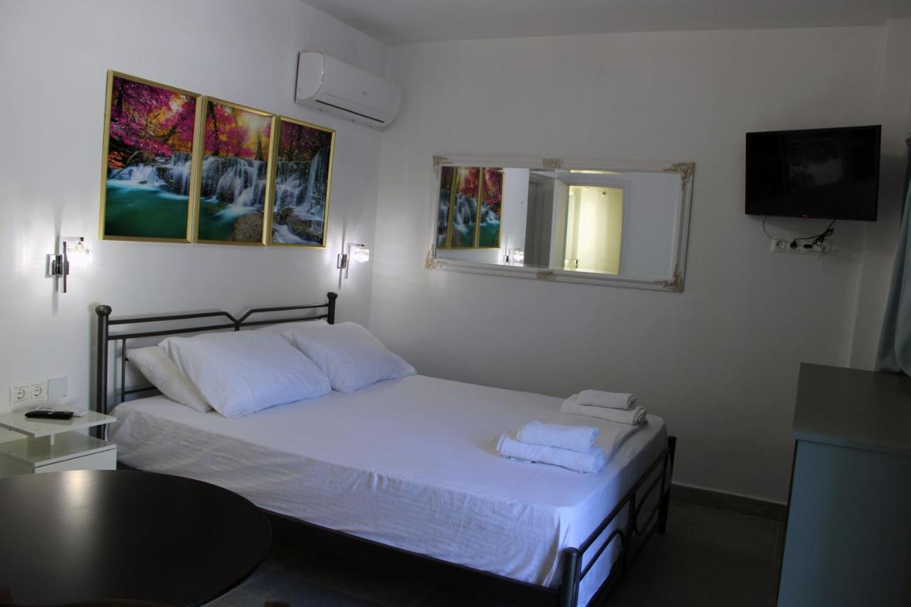 Aenaon Corfu Luxury Apartments #03 - Aris Apartment - B&B Ypsos