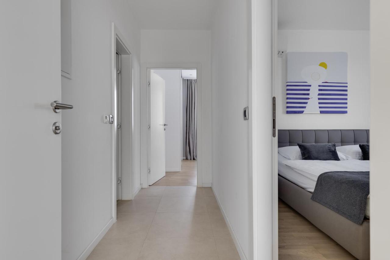 Three-Bedroom Apartment with Balcony