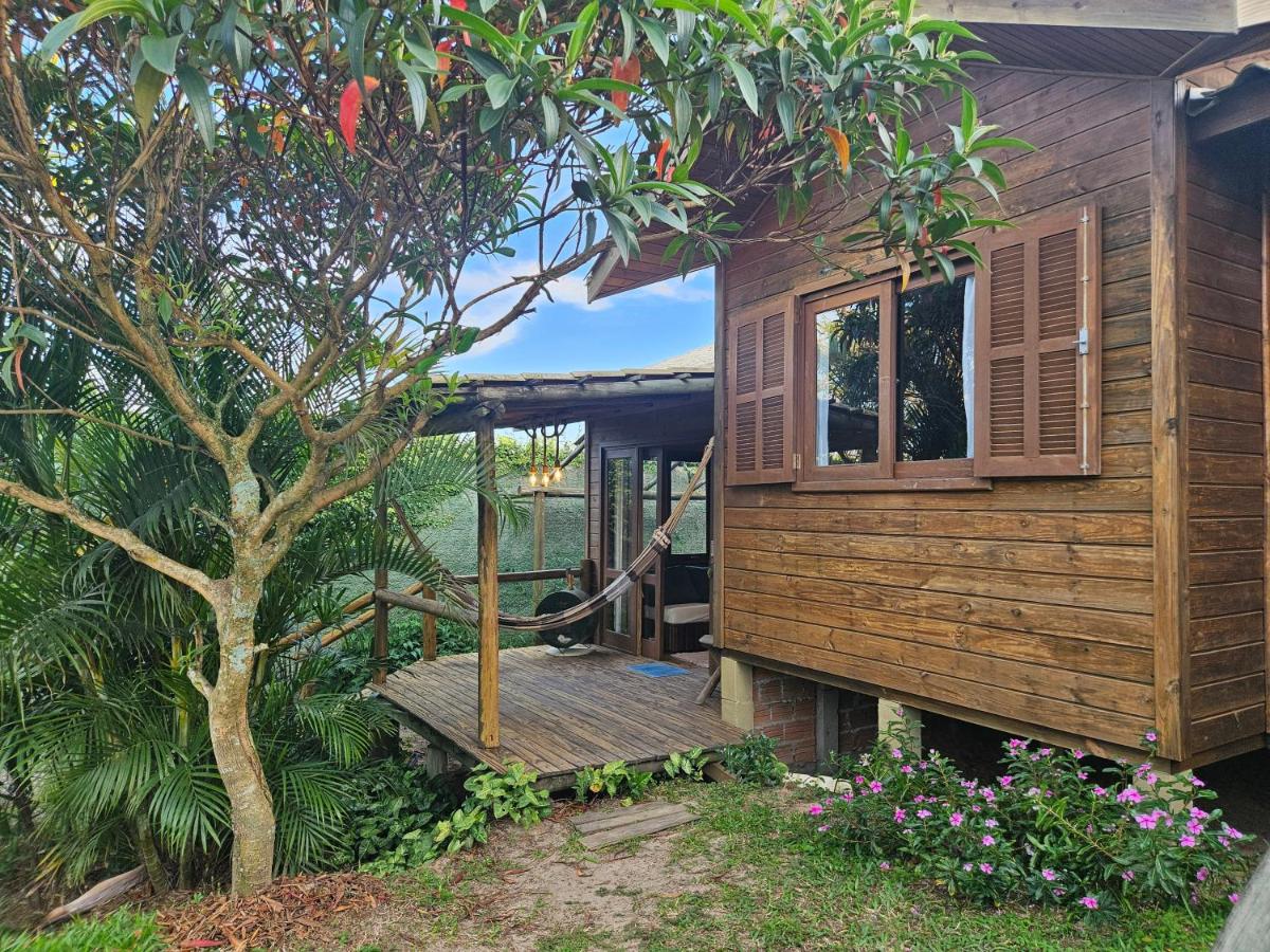 Recanto dos Bambus - Cabana na Praia do Rosa - B&B Imbituba