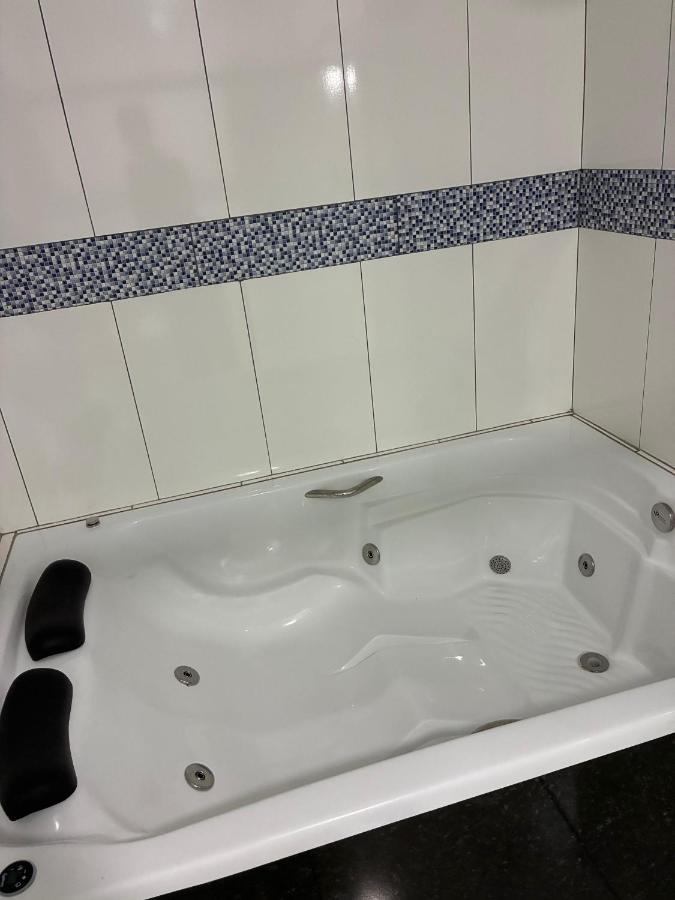 Familienzimmer mit Badewanne